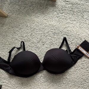 SKIMS - black push up bra - 32D
